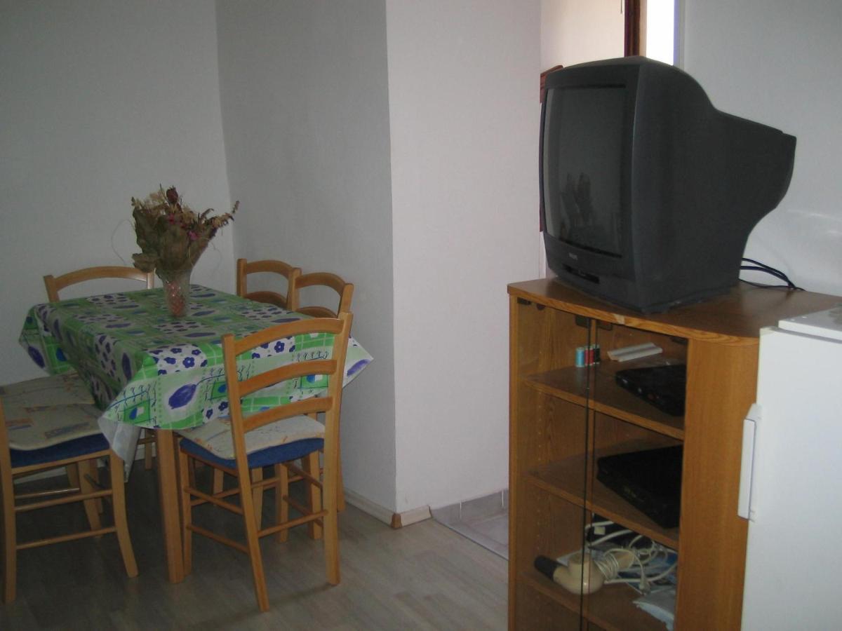 Apartments By The Sea Selce, Crikvenica - 15063 ภายนอก รูปภาพ