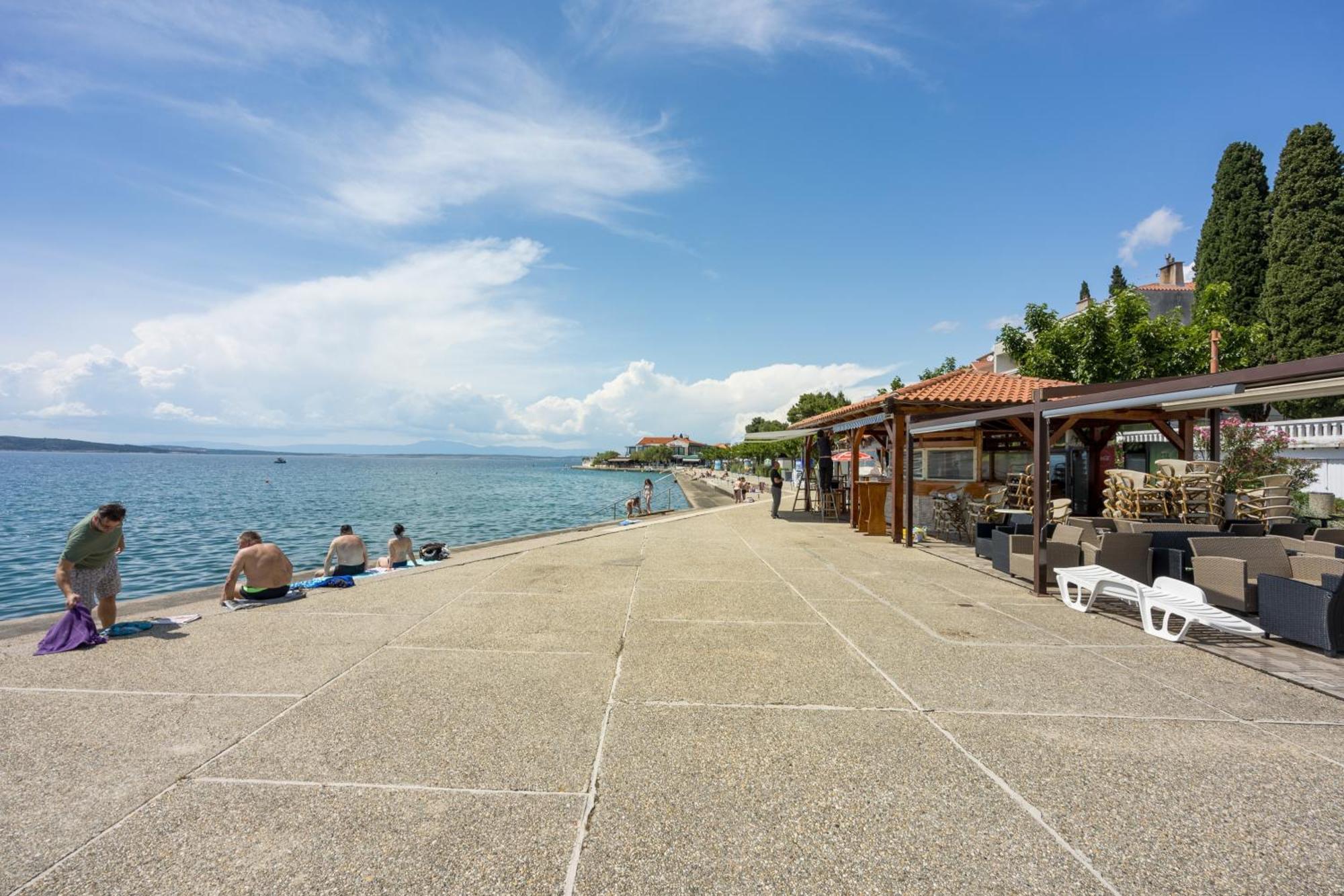 Apartments By The Sea Selce, Crikvenica - 15063 ภายนอก รูปภาพ
